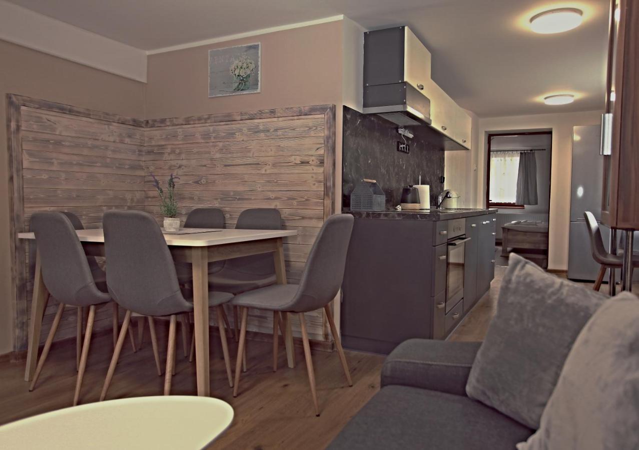 Ubytovani Pod Rozhlednou Velké Karlovice Exterior photo